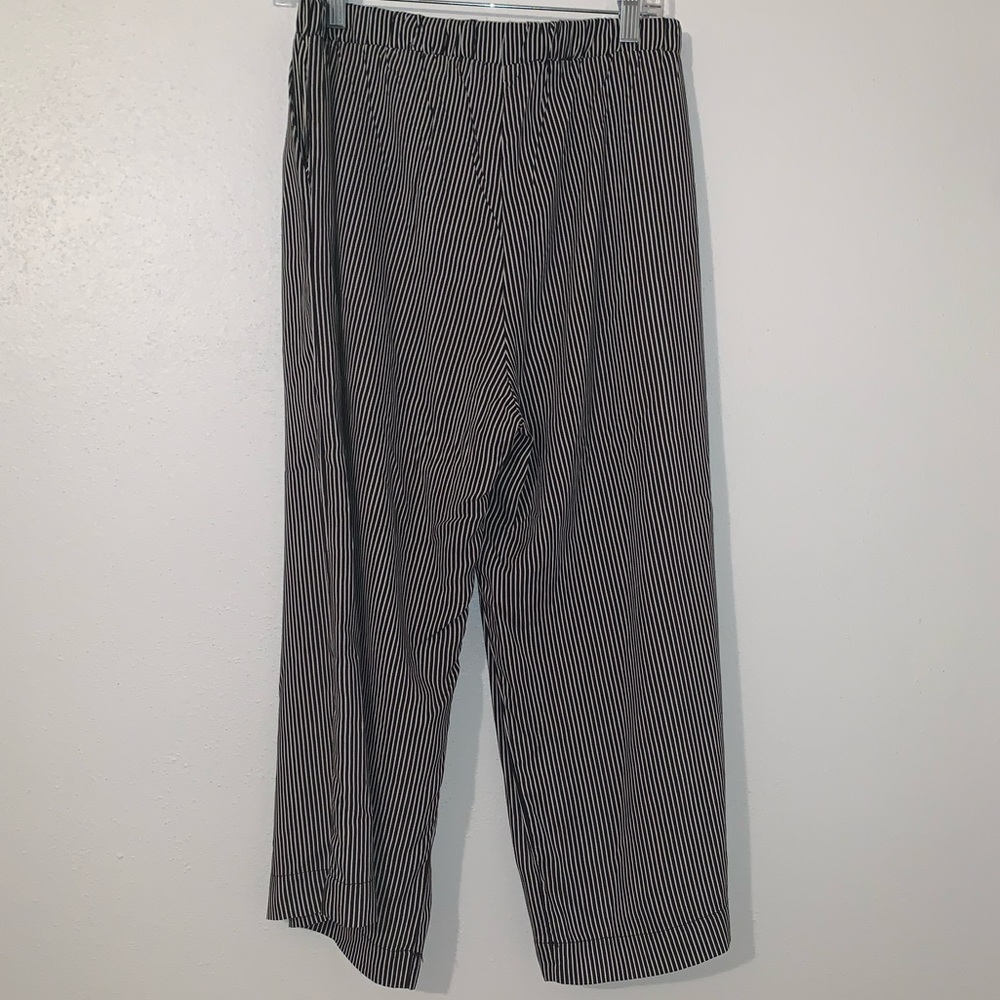 Elodie Capri black and white size large